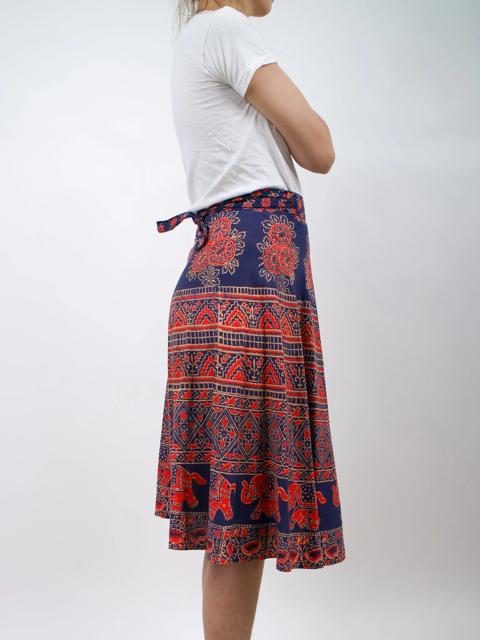 1970s Paisley Navy and Red Midi Wrap Skirt