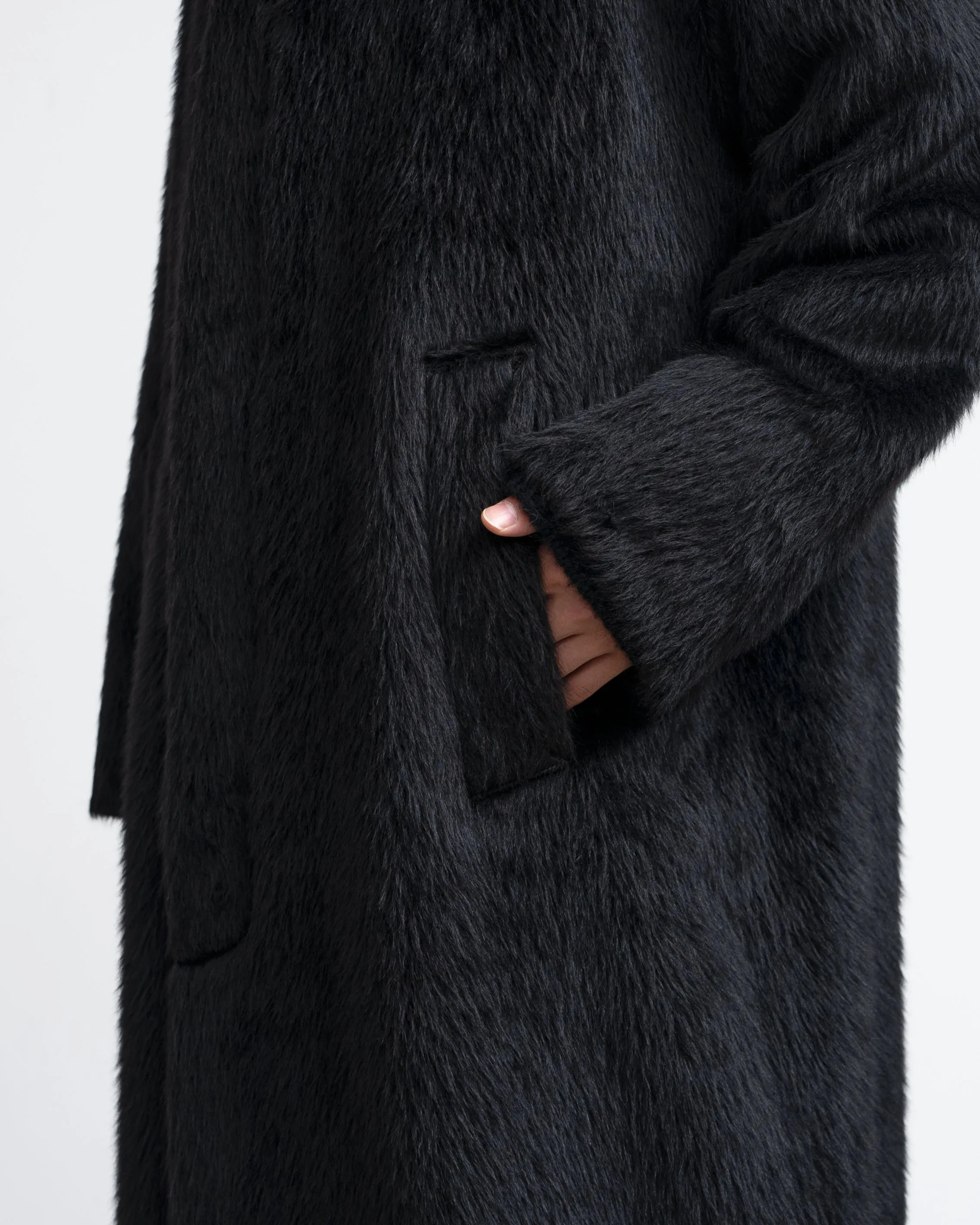 ALPACA OVERSIZED COAT WITH LEATHER PATCH