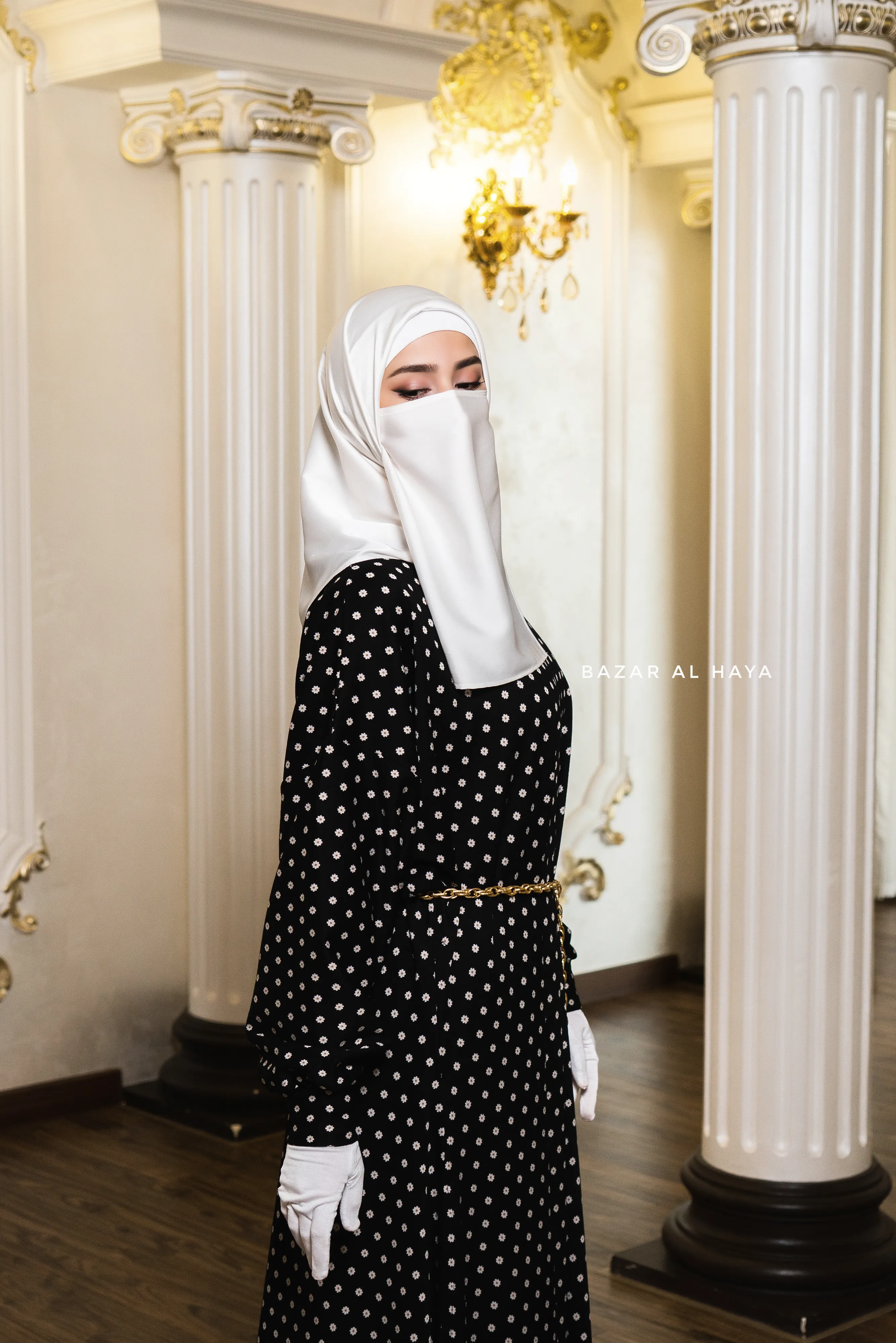 Black & Daisy Basimah Classic Design Warm Abaya Coat - Premium Wool