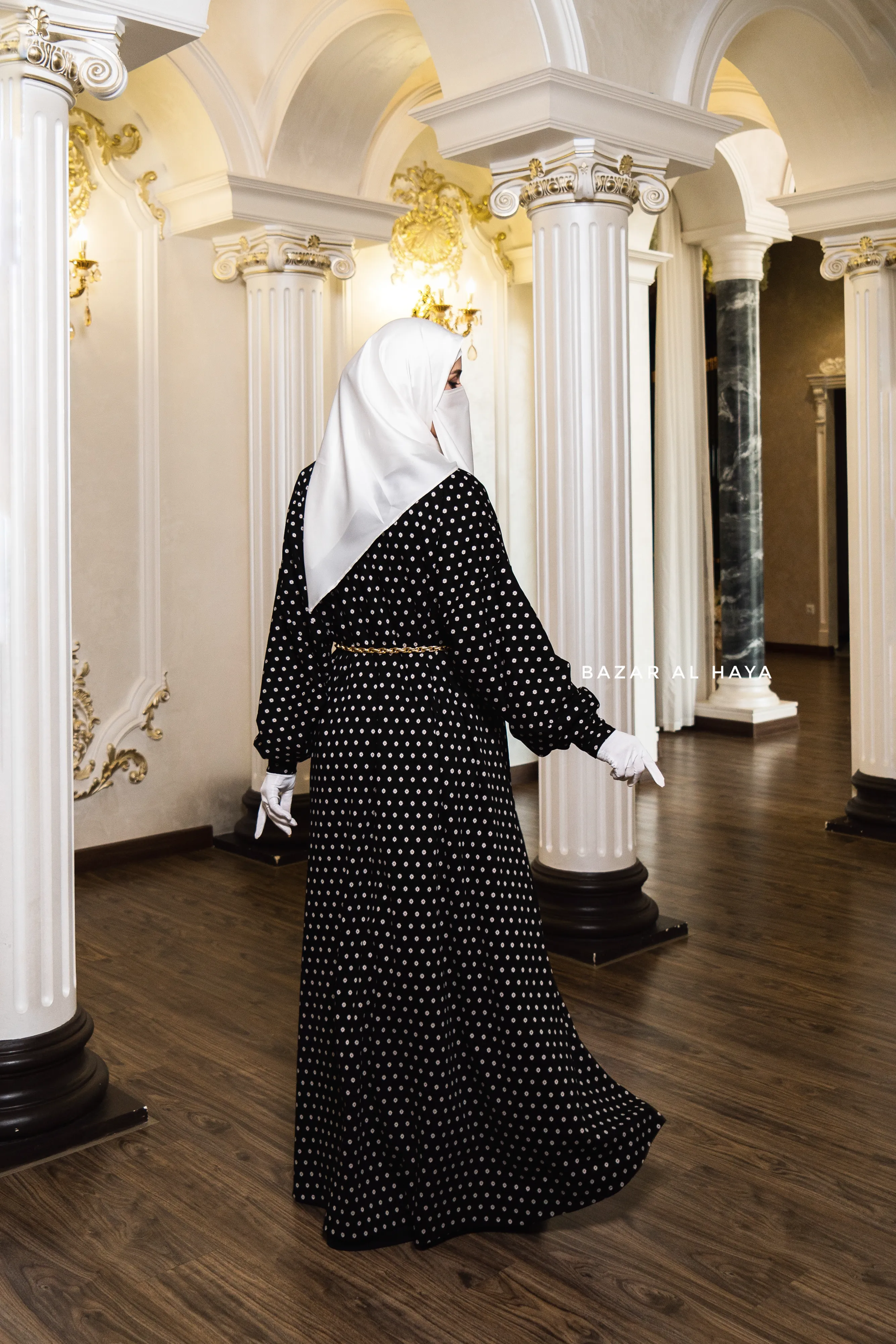 Black & Daisy Basimah Classic Design Warm Abaya Coat - Premium Wool