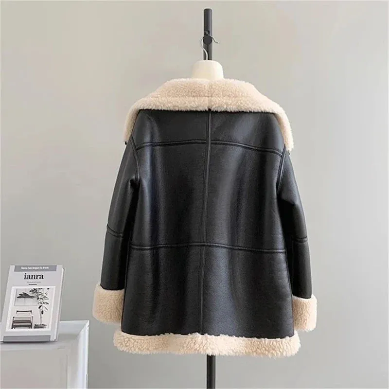 Carly – Women's Faux Leather Jacket with Cozy Shearling Lining