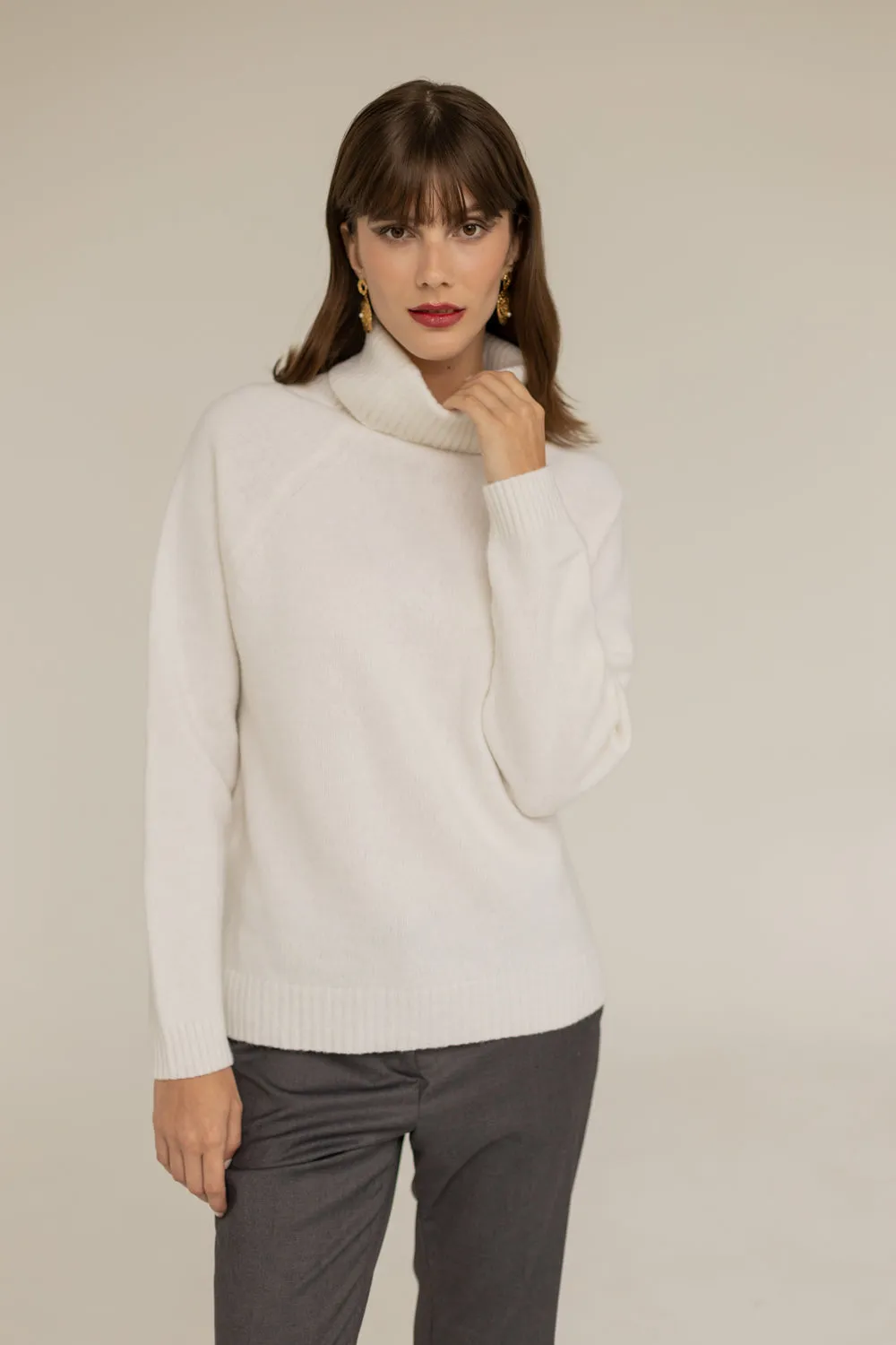 Cashmere Turtleneck Ecru