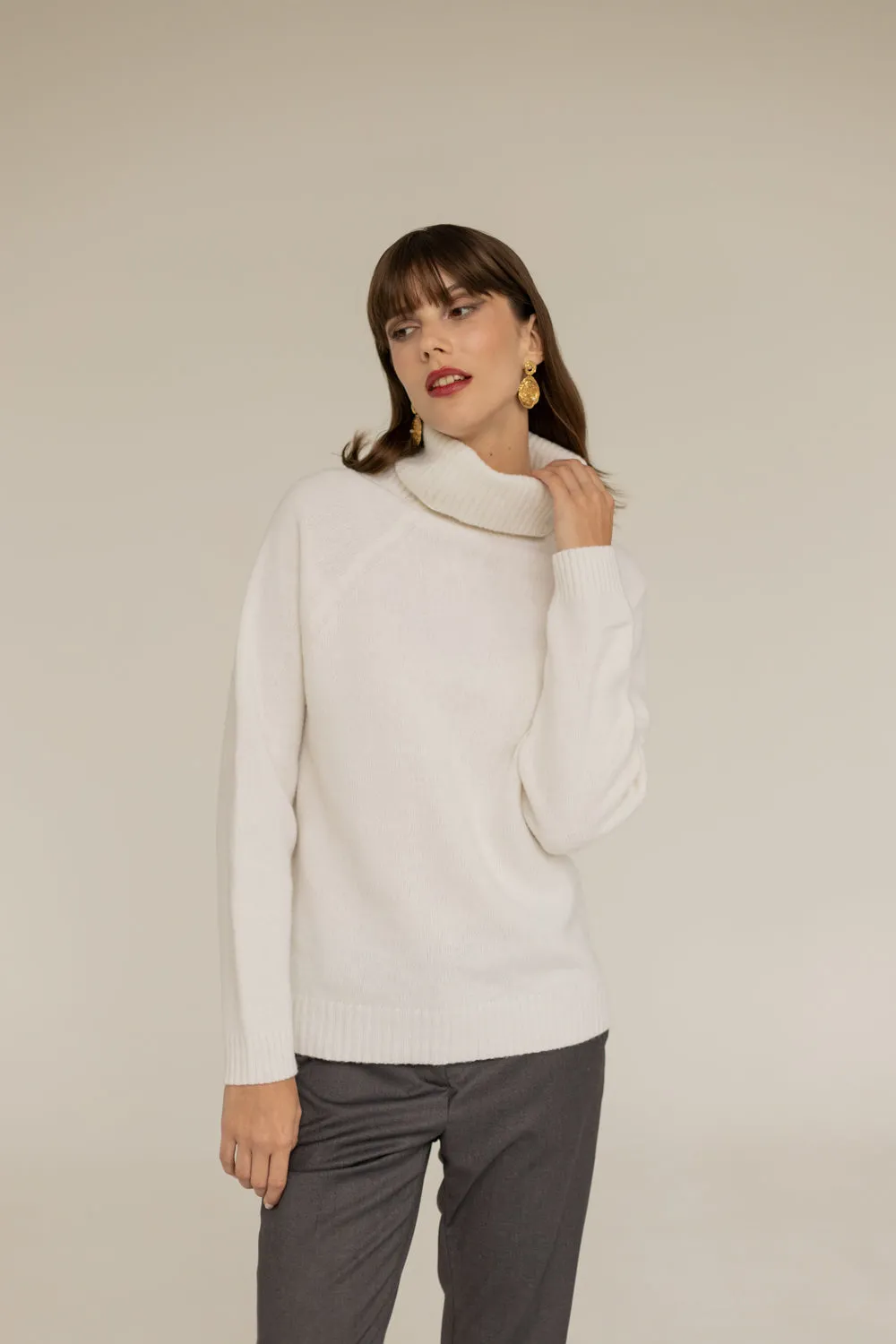 Cashmere Turtleneck Ecru