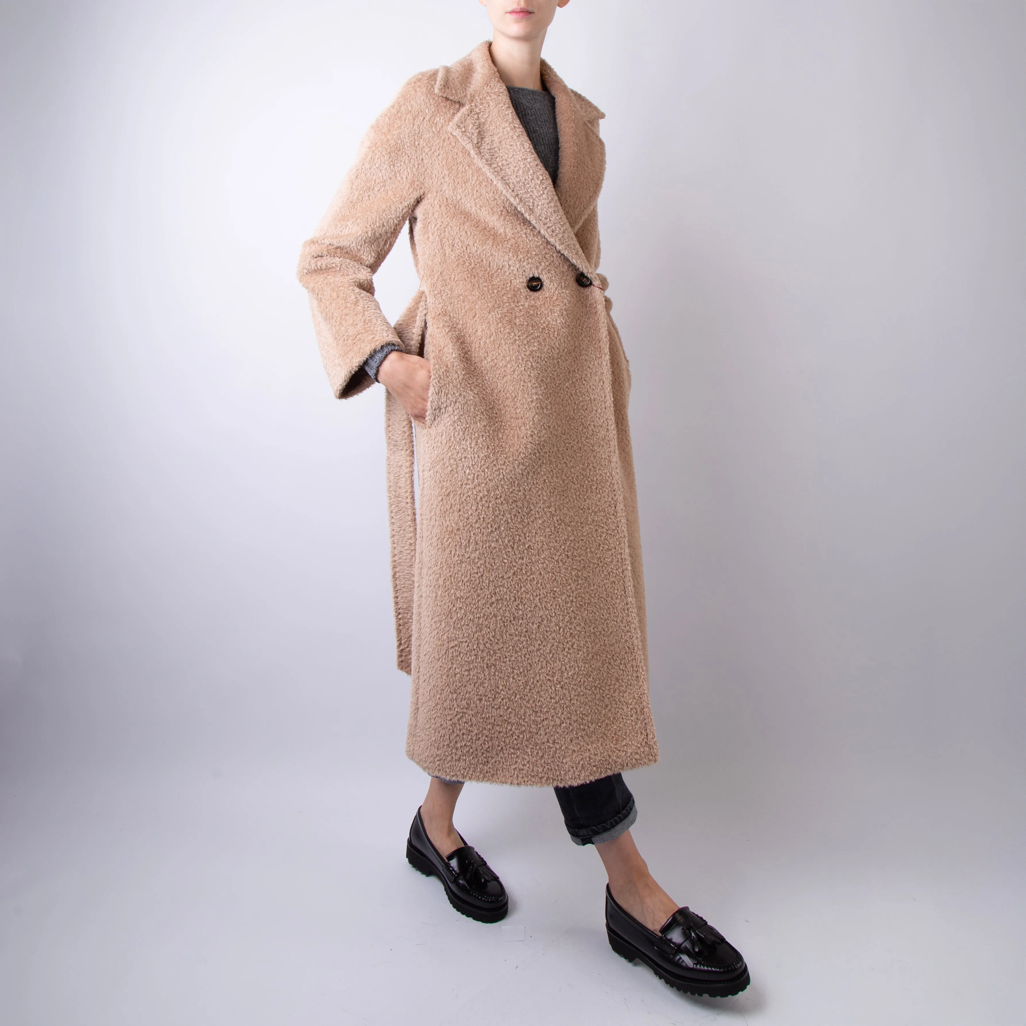 MAX MARA STUDIO COAT 2426016132600 004 BEIGE