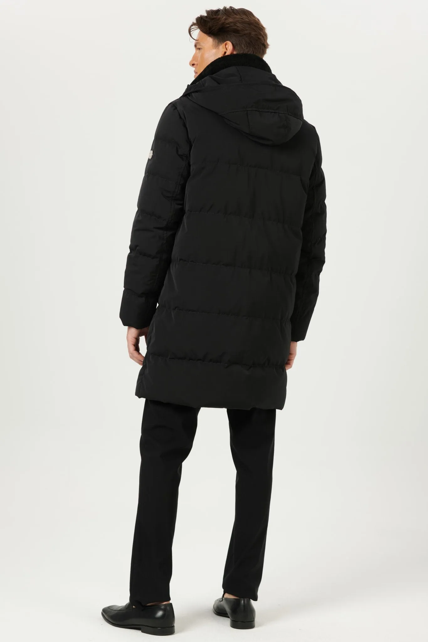 Men's Après-Ski Parka with Detachable Select Shearling Lamb Collar