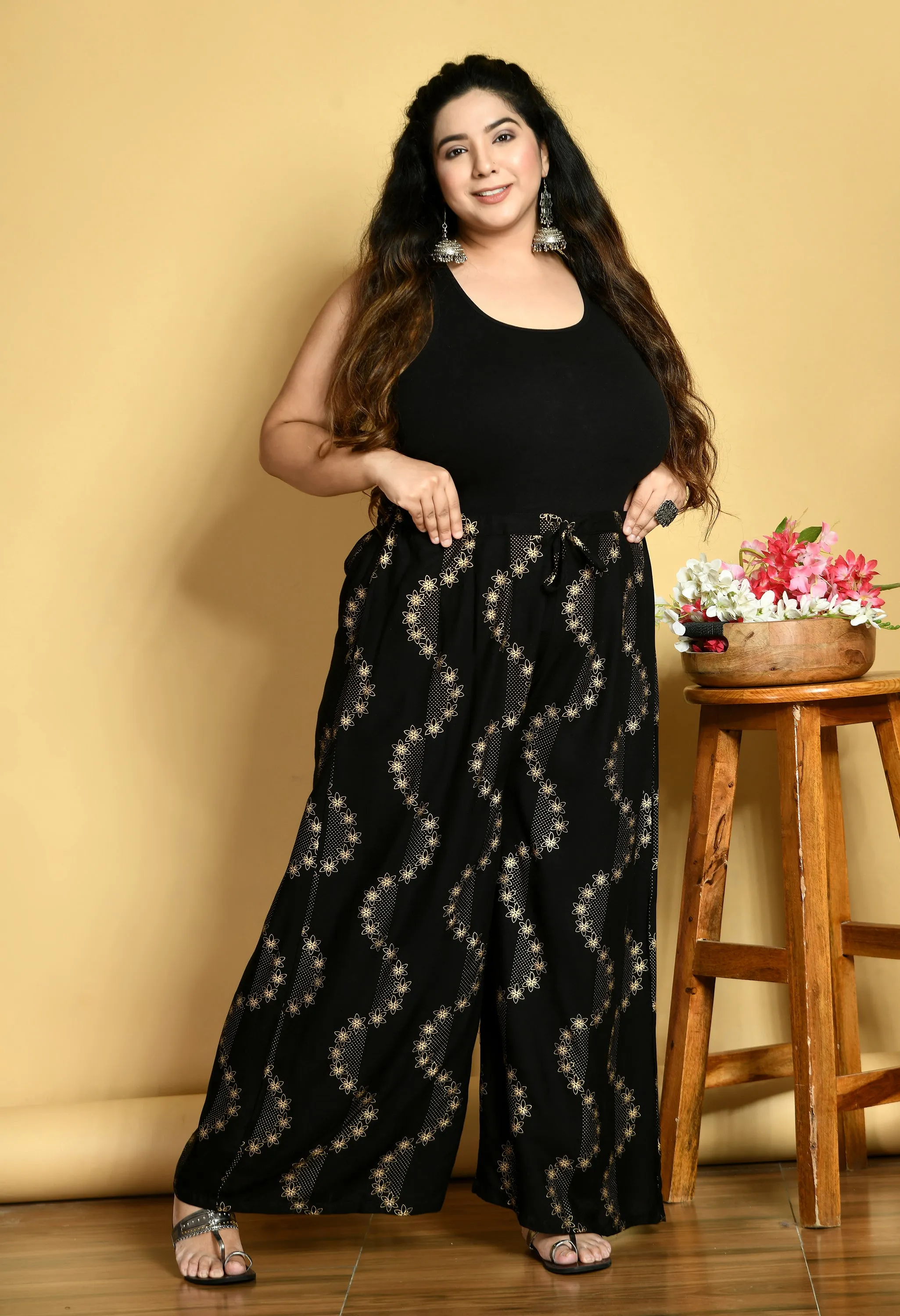 Plus Size Plus Size Black Floral Gold Printed Palazzos