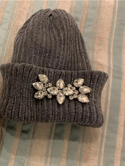 Ribbed Beanie with Crystal Brooch