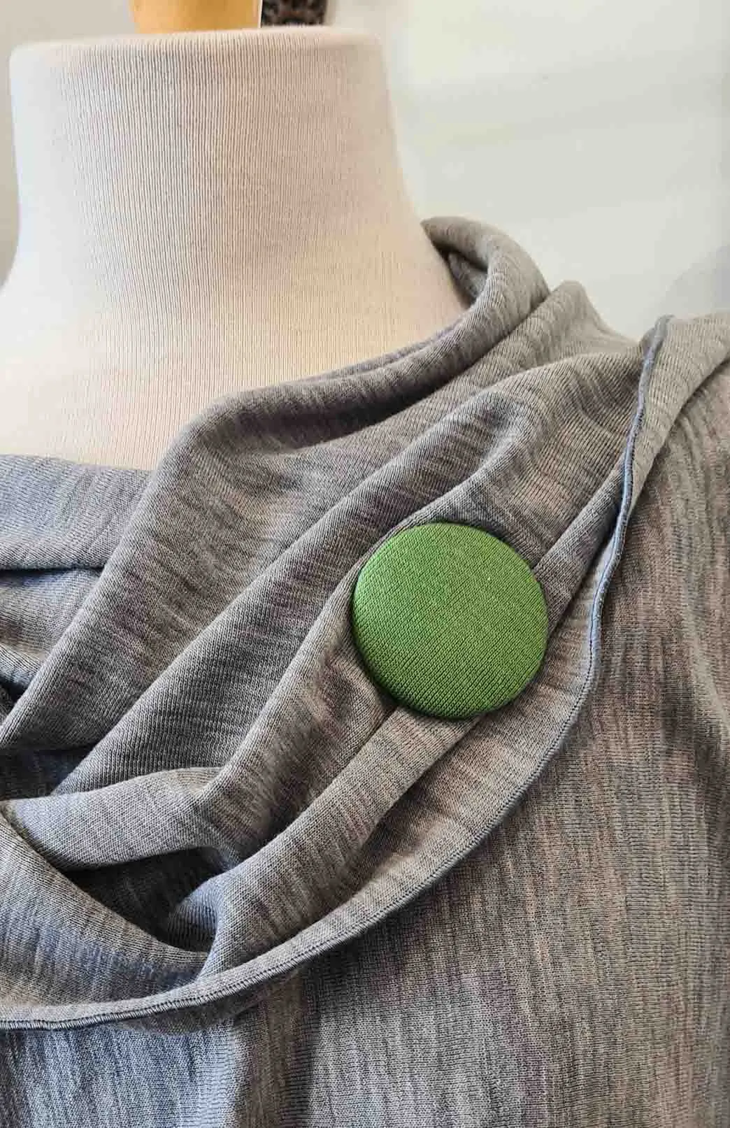 Smitten Button Brooch