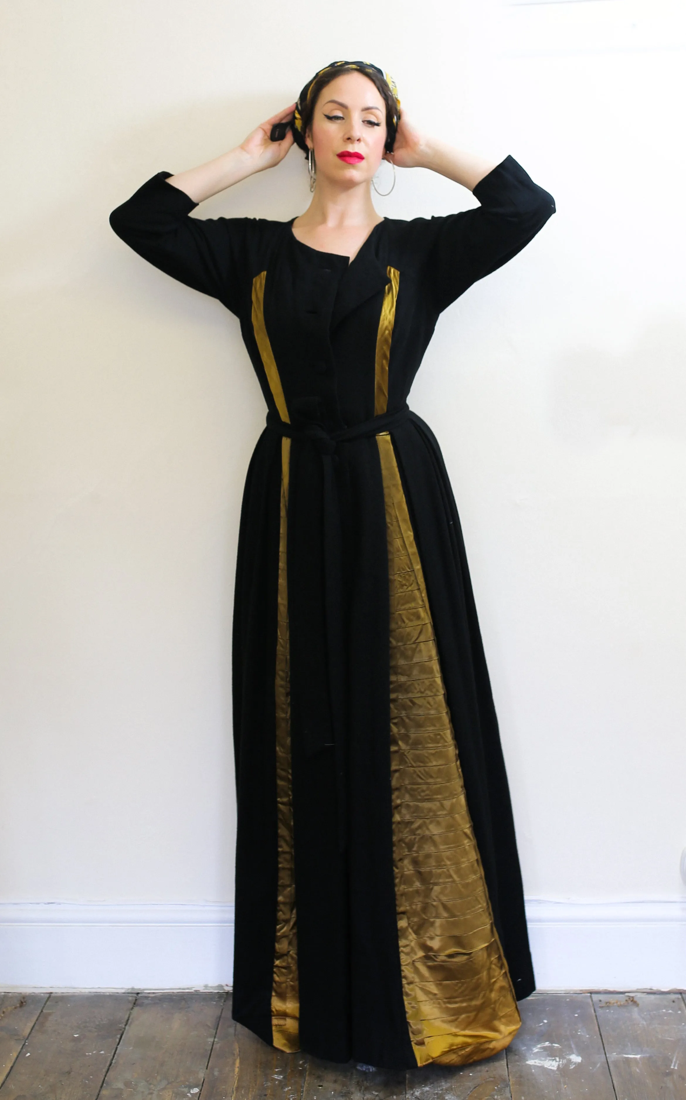 Vintage 1940s Black Gold Wool Dress